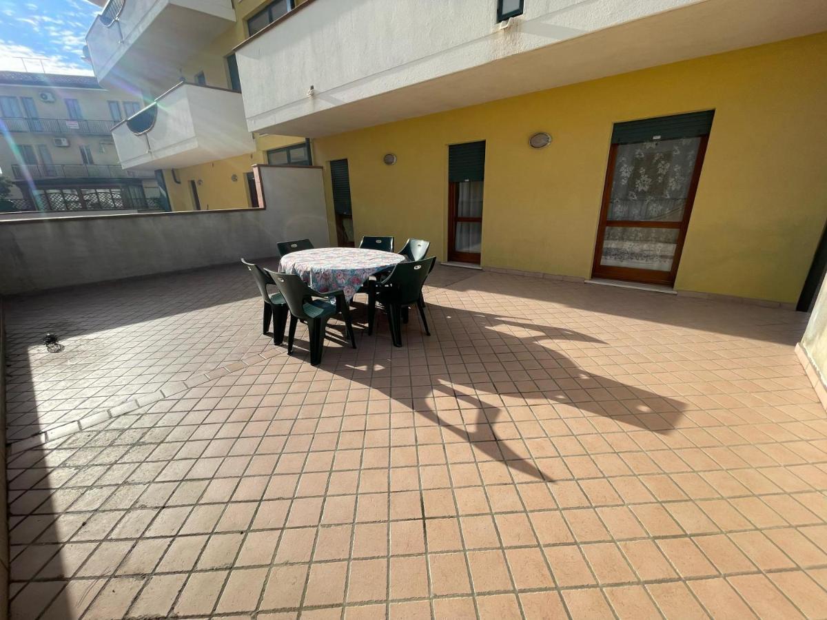 Residence Mediterraneo - Agenzia Cocal 카오를레 외부 사진